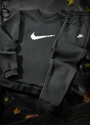 Мужской спортивный костюм nike