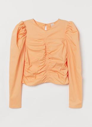 Блуза H&M спиною блузи