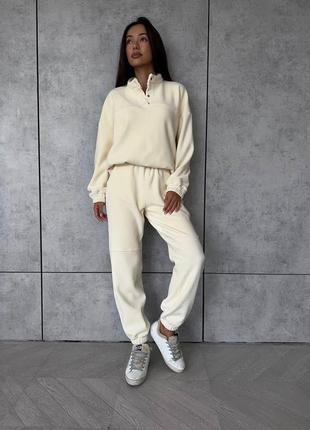 Плюшеві спортивні костюми must have