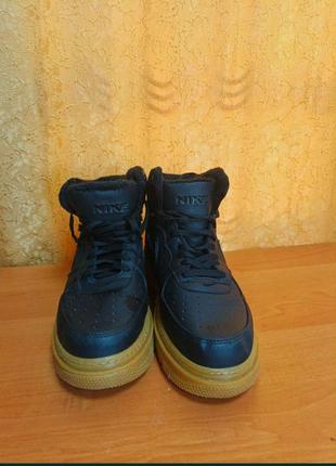 Зимние ботинки nike
