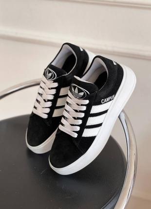 Чорні жіночі кеди adidas