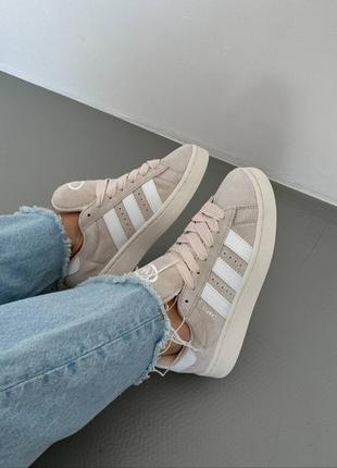 Женские кроссовки adidas campus beige white адидас кампус бежевого с белым цветами