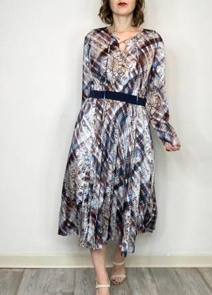 Ексклюзивне атласне плаття плісе від ted baker10 фото