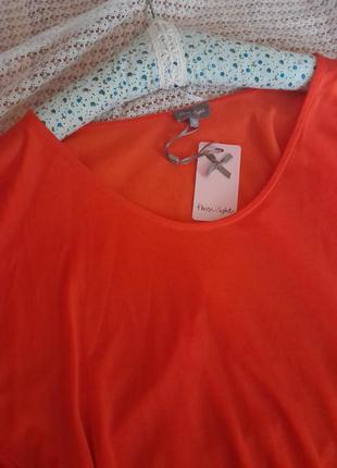Стильная яркая оранжевая футболка phase eight7 фото