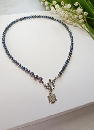 Ожерелье чокер черный жемчуг подвеска-оберег сокол