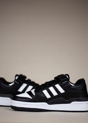 Adidas forum 84 low black and white5 фото