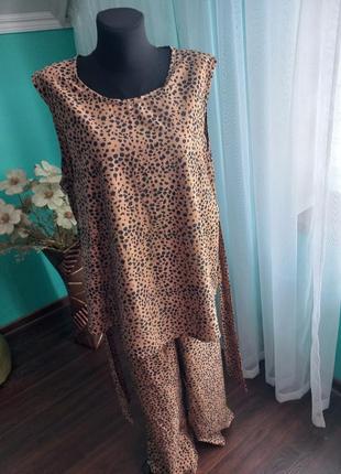 Костюм с брюками