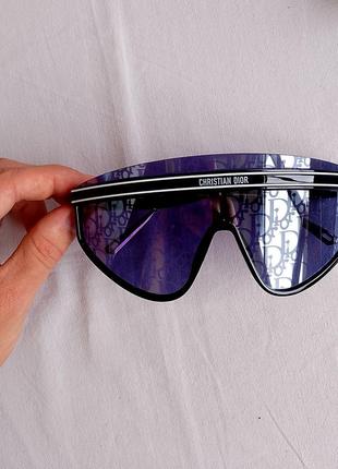 Солнцезащитные монограммные очки christian dior3 фото