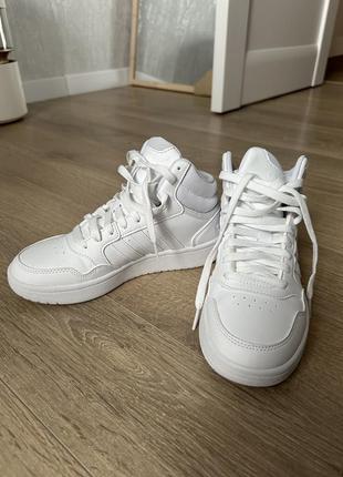 Нові кросівки білі жіночі оригінал adidas hoops 36.5 (4uk) 22.5 см3 фото