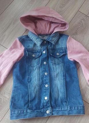 Джинсова куртка на дівчинку розмір 140