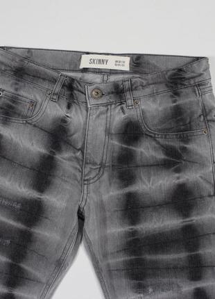 Интересные джинсовые скинни (skinny) шорты с потертостями от topman