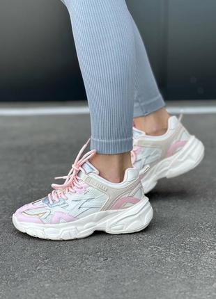 Женские кроссовки белого с розовым цветом, легкие и удобные9 фото