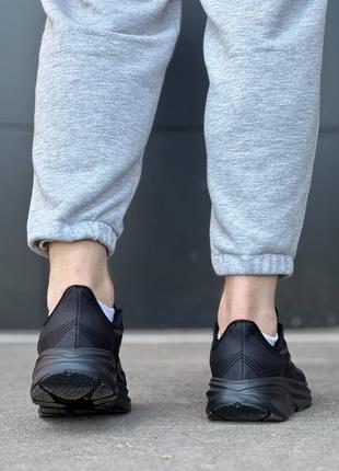 Чорні тканеві чоловічі кросівки 41-45 кроссовки мужские черного цвета сетка3 фото