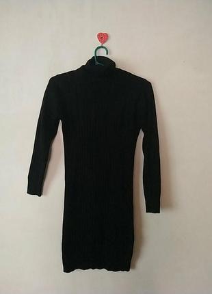 Тепла сукня в рубчик