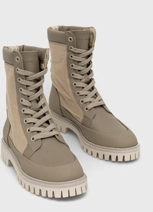 Чобітки tommy hilfiger (38 розмір) нові