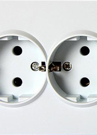 Розетка e.install.stand.810db c из/к двойная с рамкой