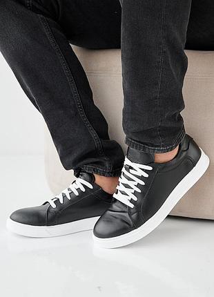 Кеди чоловічі чорні шкіряні на білій підошві