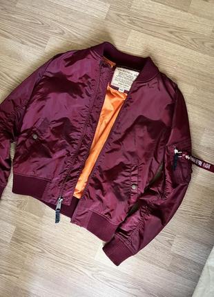 Куртка бомбер женская s m alpha industries оригинал абсолютно новая без нюансов