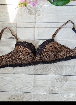 Кружевной бюстгальтер балконет на косточках без пуш-ап