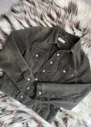 Куртка вельветова