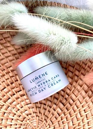 Lumene arctic hydra care [arktis] веганський крем для зволоження обличчя на день