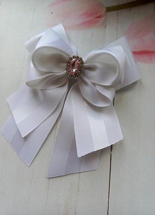 Школьные банты белого цвета