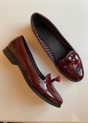 Лофери schuh