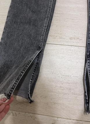 Шикарні джинси з розрізами, прямі2 фото
