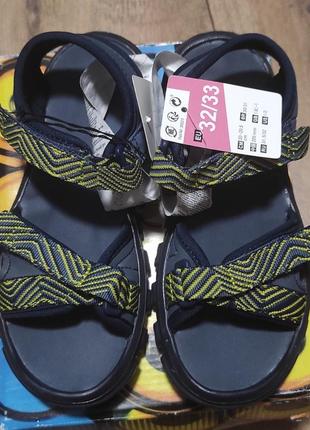 Босоніжки сандалі quechua 32/33  устілка 20,5 см
