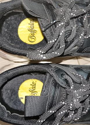 Масивні шкіряні кросівки