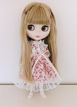 Лялька blythe 30см у сукні ,матове лице і тіло,шарнірні суглоби
