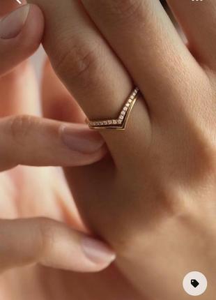 Новое красивое колечко /мед .золото