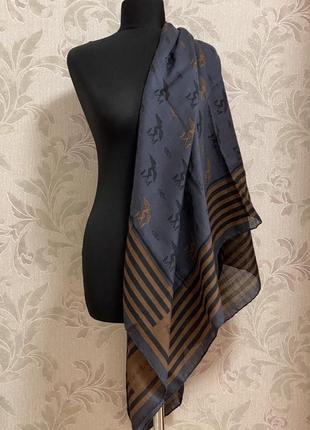 Maison mollerus  огромный платок