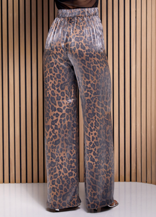 Леопардовые брюки из полированного хлопка деми 2 цвета3 фото