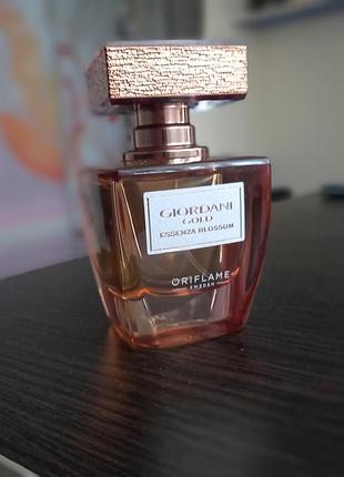 Парфуми giordani gold essenza blossom
