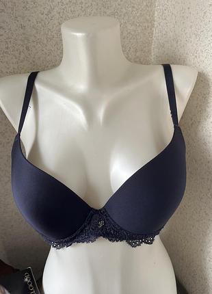 Синій бюстгальтер
