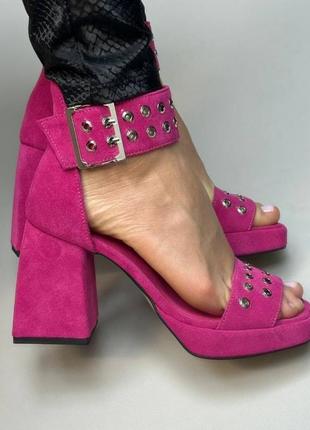 Эксклюзивные босоножки из итальянской кожи и замши женские на каблуке платформе1 фото