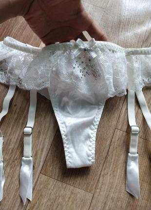 Спокусливі трусики з натуральним шовком з підтяжками для панчіх intimissimi