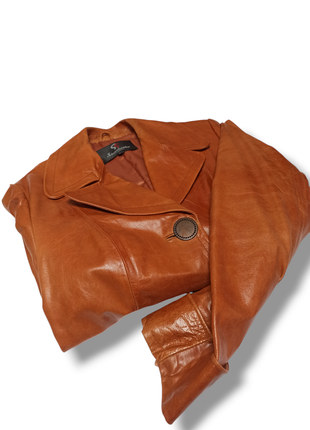 Shaniweier collection жіноча шкіряна куртка.