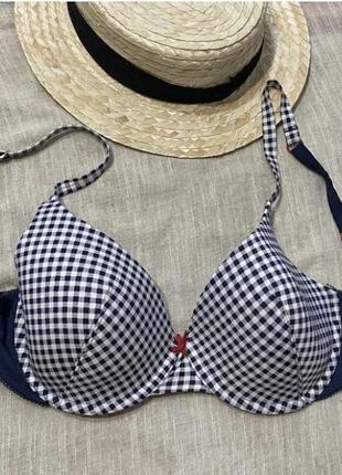 Tommy hilfiger крутмй верх від купальника дорогого бренду