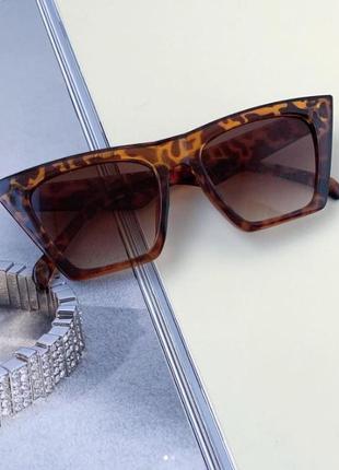 Розпродаж! трендові окуляри, колір леопардовий!5 фото