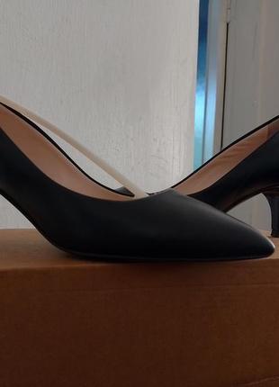 Туфли женские