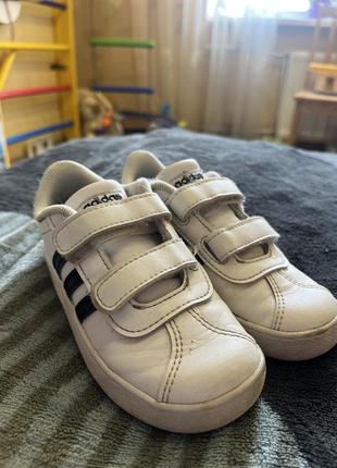 Кросівки дитячі adidas6 фото