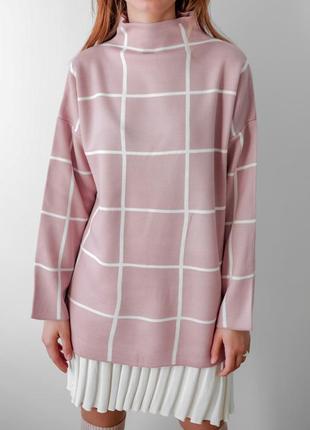 Жіночий рожевий светр оверсайз у клітинку