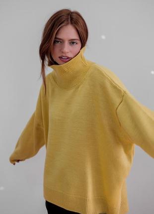 Жіночий светр оверсайз
