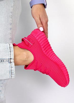 Популярні жіночі кросівки в новому яскравому фуксі кольорі, рожевий, текстиль, літні, неонові, новин8 фото