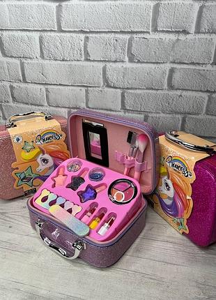 Дитяча косметика (160) princess в блискучій валізі, помада, тіні