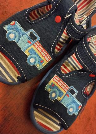 Тапочки для хлопчика
