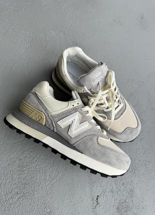 Жіночі кросівки new balance 574 legacy beige grey white v / smb