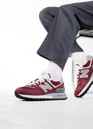 Чоловічі кросівки new balance 574 legacy bordo beige v / smb3 фото